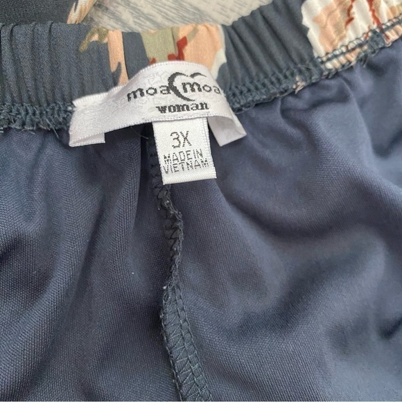 Moa Moa Floral Ruffle Hem Dress - Picture 9 of 10